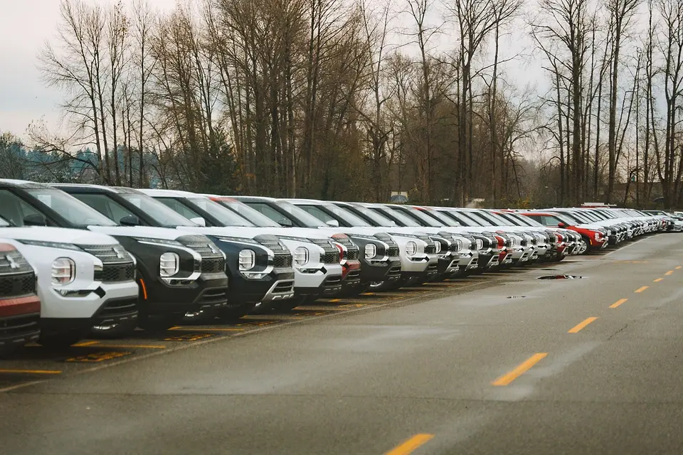 New SUVs lined up on a lot